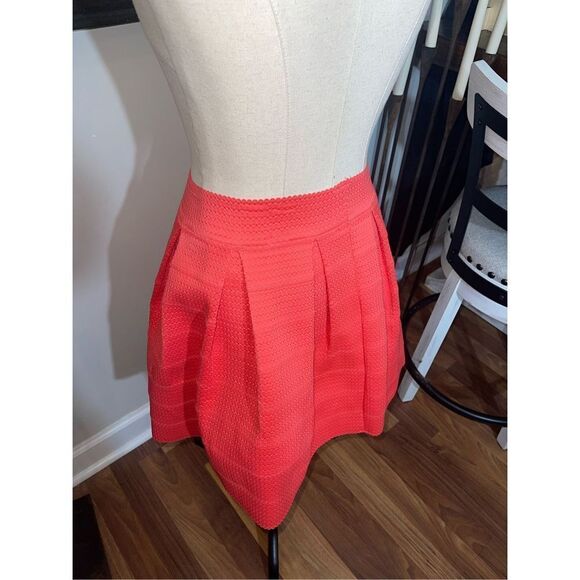 Express Skirt - Small - Picture 7 of 7